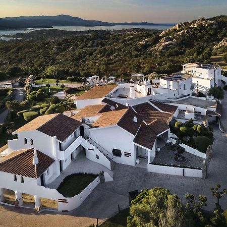 Hotel Sulia House Porto Rotondo, Curio Collection By Hilton Zewnętrze zdjęcie