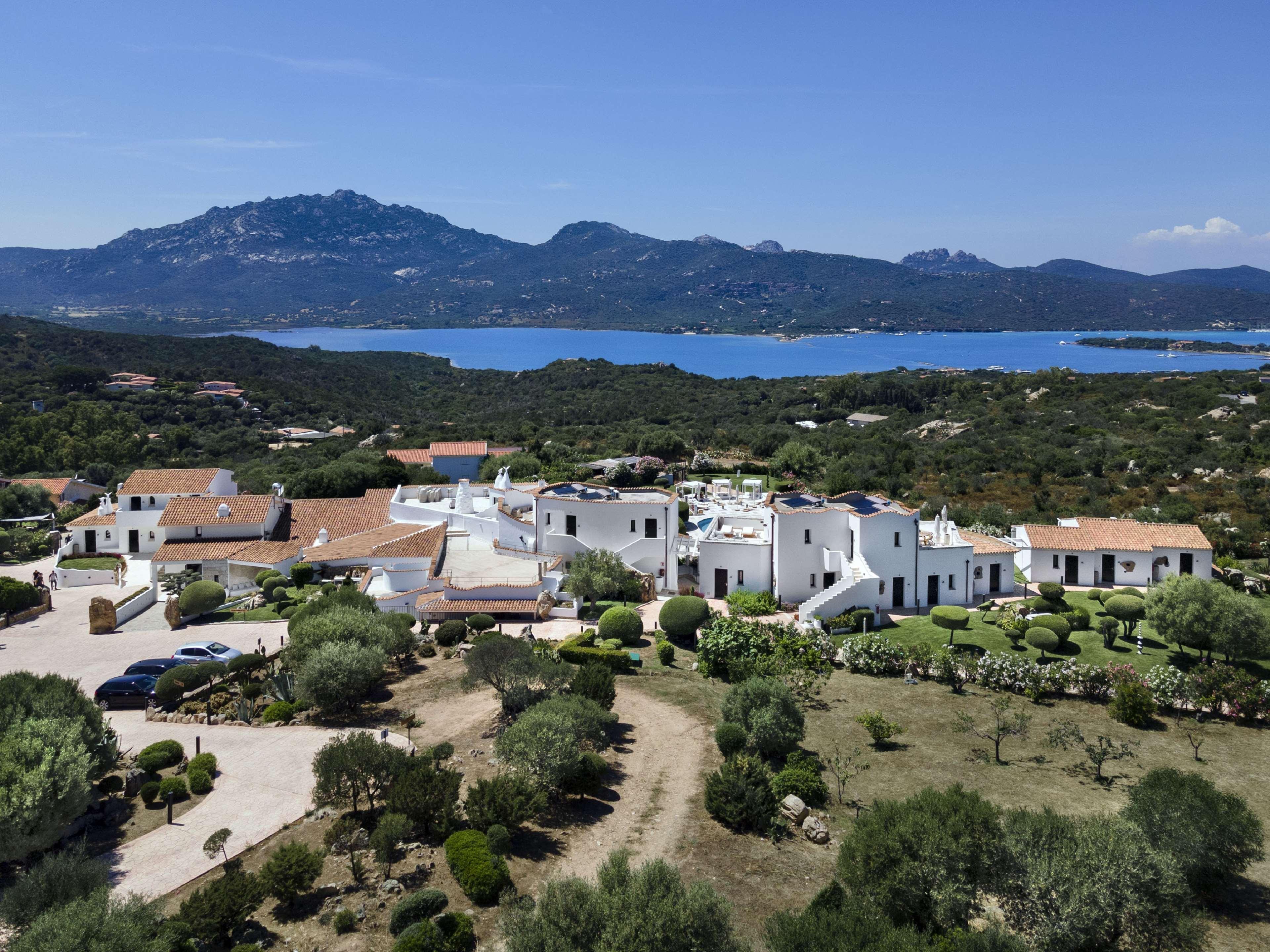 Hotel Sulia House Porto Rotondo, Curio Collection By Hilton Zewnętrze zdjęcie