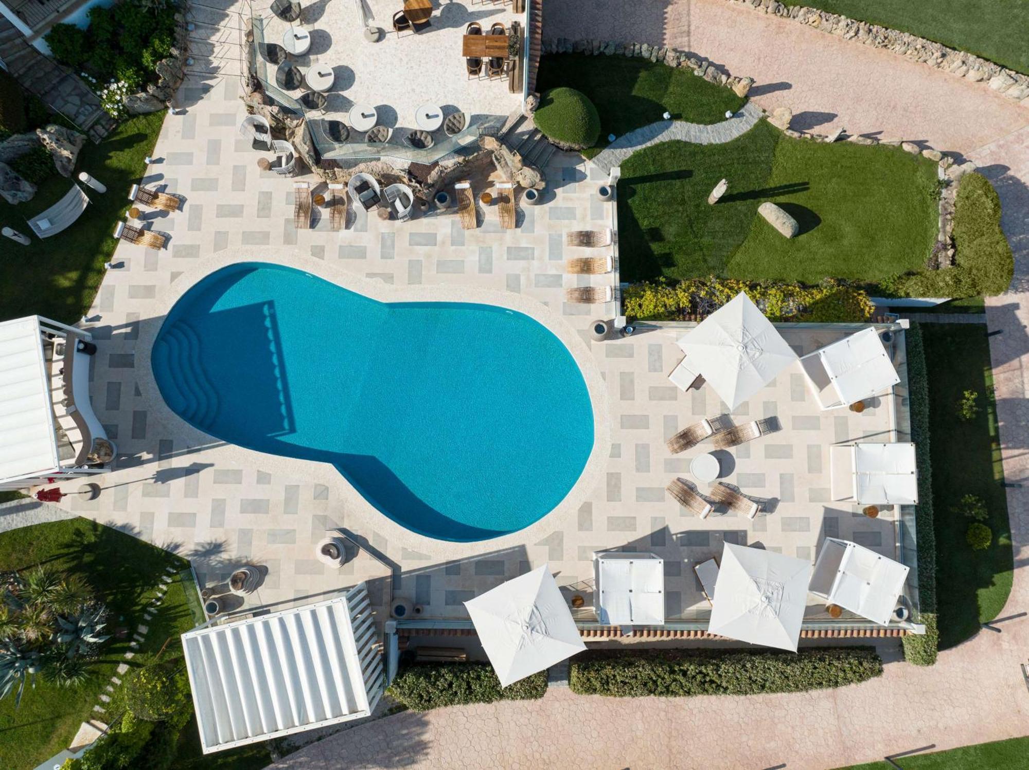 Hotel Sulia House Porto Rotondo, Curio Collection By Hilton Zewnętrze zdjęcie