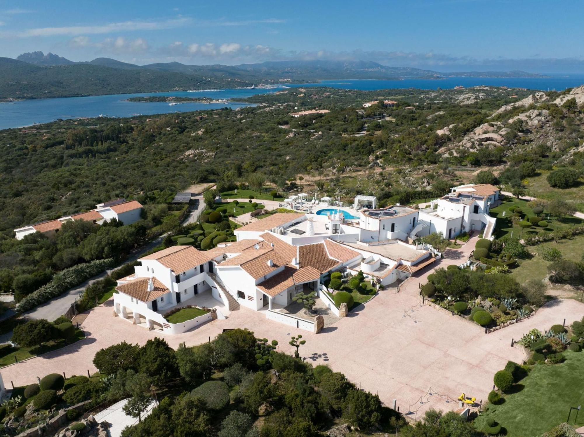 Hotel Sulia House Porto Rotondo, Curio Collection By Hilton Zewnętrze zdjęcie